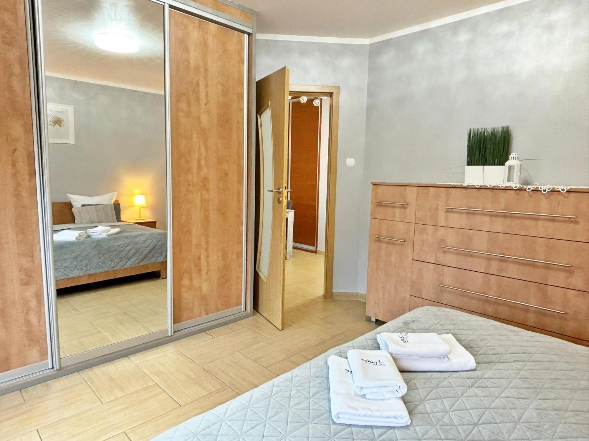 Apartamenty Bryza - Chelmonskiego - Parking - Centrum Swinoujscie Exterior photo